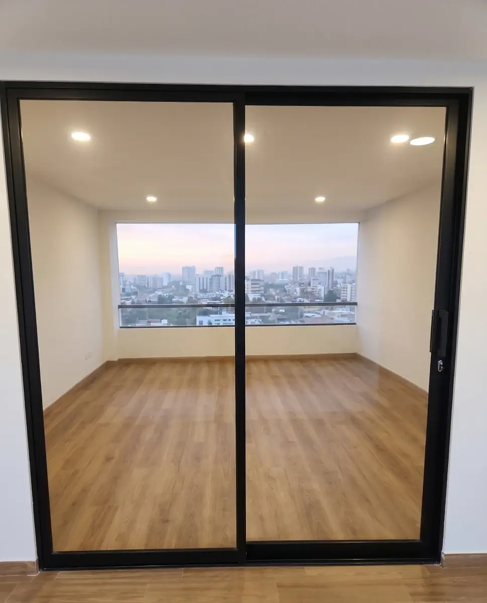 Puerta ventana corredera de aluminio negro